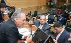 Projeto de Rossini que amplia proibição de fumar em espaços públicos e inclui cigarro eletrônico avança na Câmara