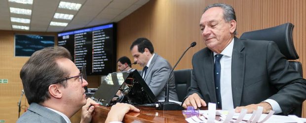 Câmara aprova PL de Rossini que garante 15 minutos de estacionamento gratuito em e hospitais
