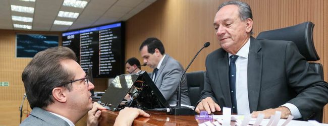 Câmara aprova PL de Rossini que garante 15 minutos de estacionamento gratuito em e hospitais