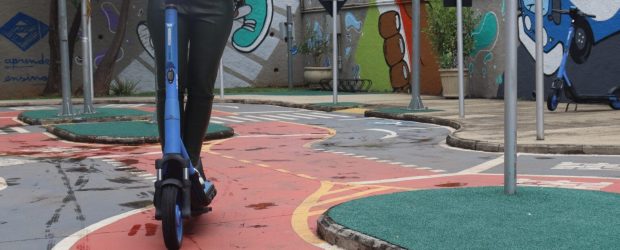 Câmara debate regulamentação de patinetes elétricos