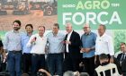 Rossini participa de entrega de maquinários agrícolas do governo do Estado de SP