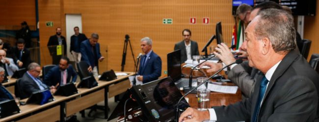 Câmara aprova PL de Rossini que proíbe fumar em locais públicos