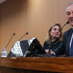 Ato de Rossini recomenda a pratica da autodescrição em eventos institucionais da Câmara